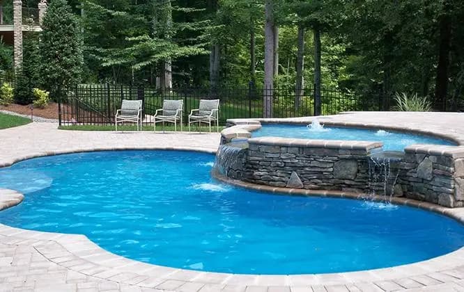 What Is a Beach Entry (Zero-Entry) Pool and Is It Worth Building?