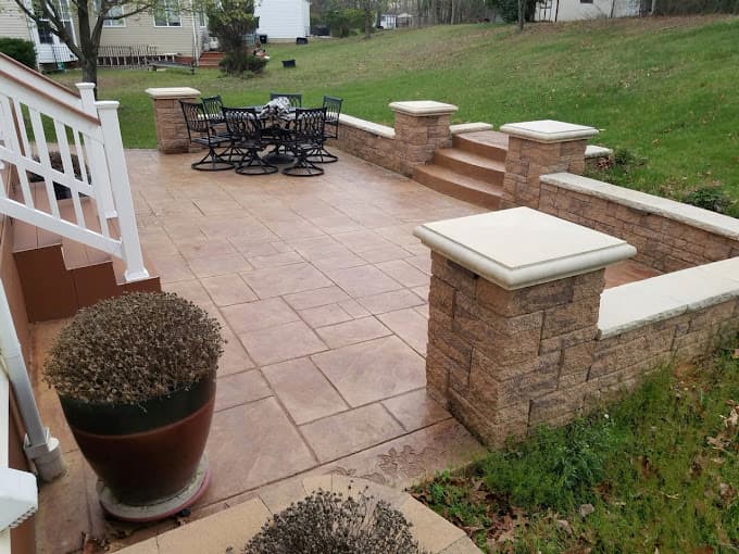 Should You Add a Spa or Hot Tub to Your Pool?